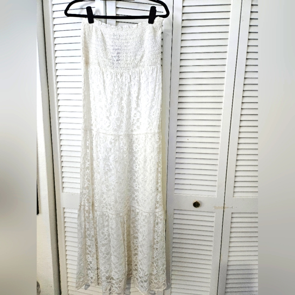 NWT Maxi Lace Tube Top Dress S